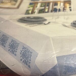 Ultra Dining Tablecloth - White and Black 60”x80” new in Pkg , 100% cotton